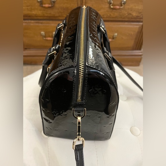 Michael Kors Kara Medium Duffle Signature Handbag/Wristlet Set NWT RARE - Picture 11 of 12